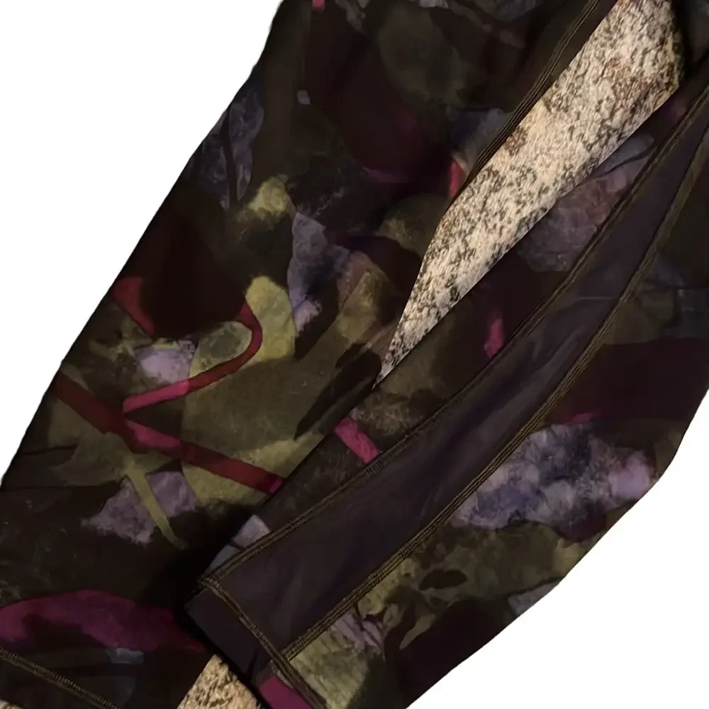Lululemon Athletica Train Times Leggings Aura Dark Chrome | EUC | Sz 6